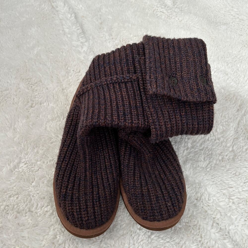 UGG Australiawomen's (Size 7M) Classic Cardy Boot - Red/Brown